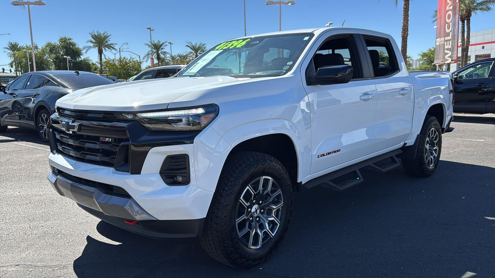 2024 Chevrolet Colorado Z71 photo 3