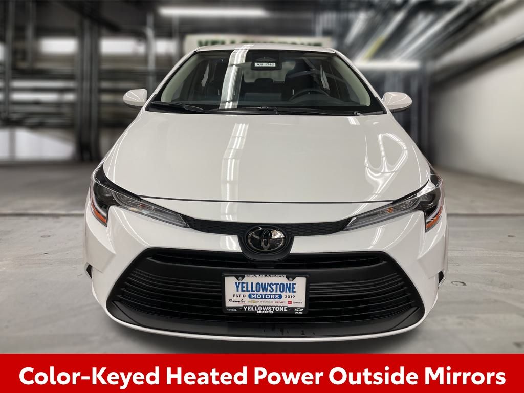 2025 Toyota Corolla LE photo 7