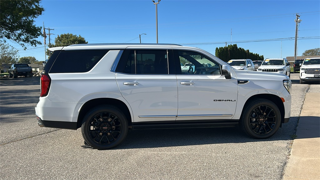 2022 Gmc Yukon Denali photo 2