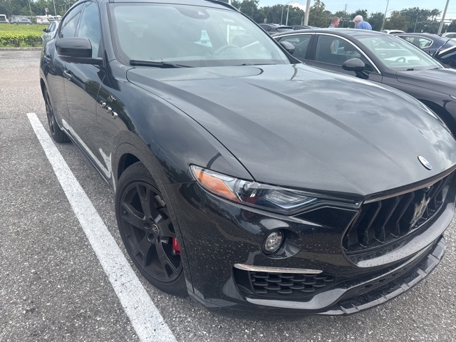 2022 Maserati Levante GT photo 2