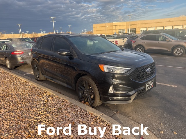 2024 Ford Edge ST's photo