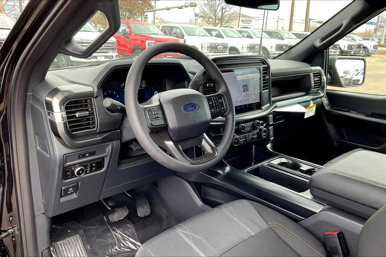 2025 Ford F-150 STX photo 8