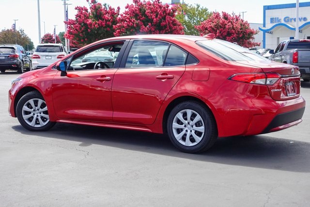 Certified 2021 Toyota Corolla LE with VIN 5YFEPMAE1MP209262 for sale in Northfield, Minnesota