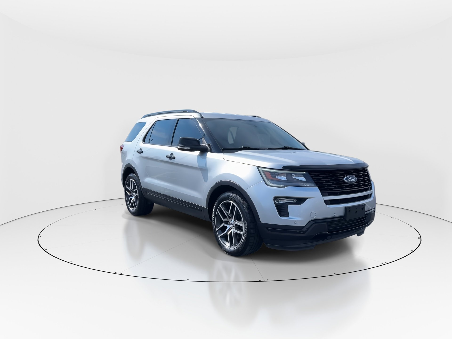 2019 Ford Explorer Sport photo 2