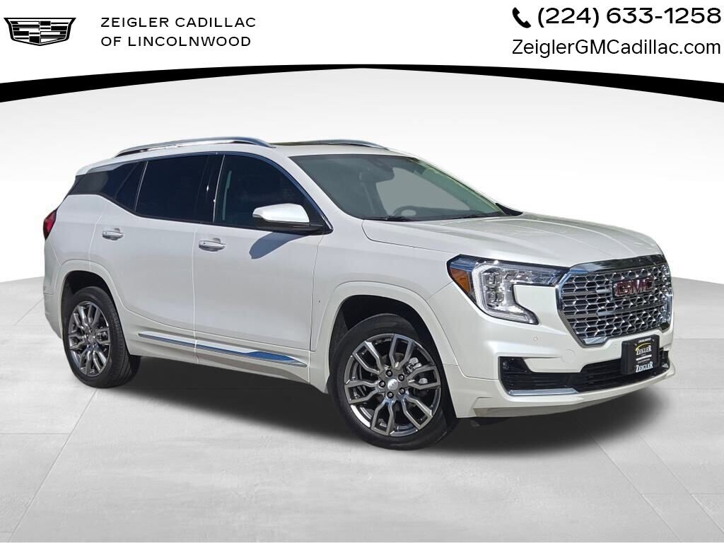 2022 GMC Terrain Denali's photo