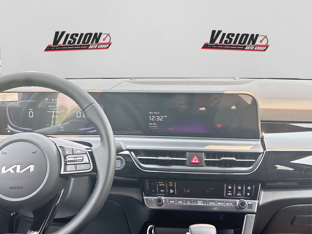 2025 Kia Seltos S photo 11