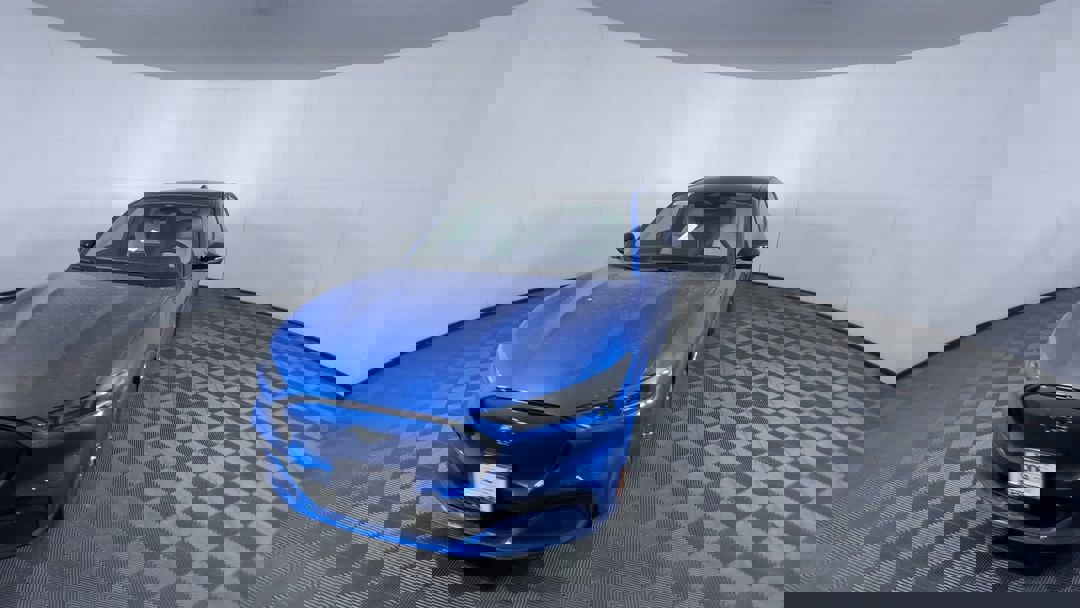 2025 Ford Mustang Mach-E Premium photo 3