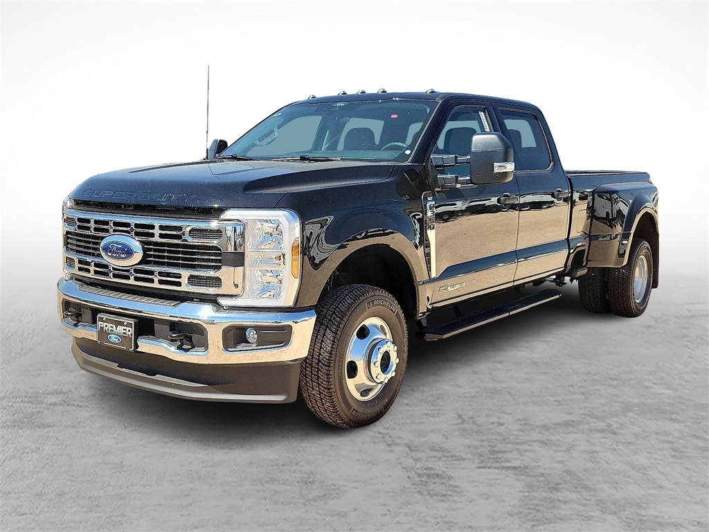 2026 Ford F-350 photo 4