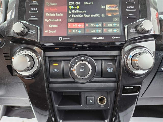 2020 Toyota 4Runner Base photo 24