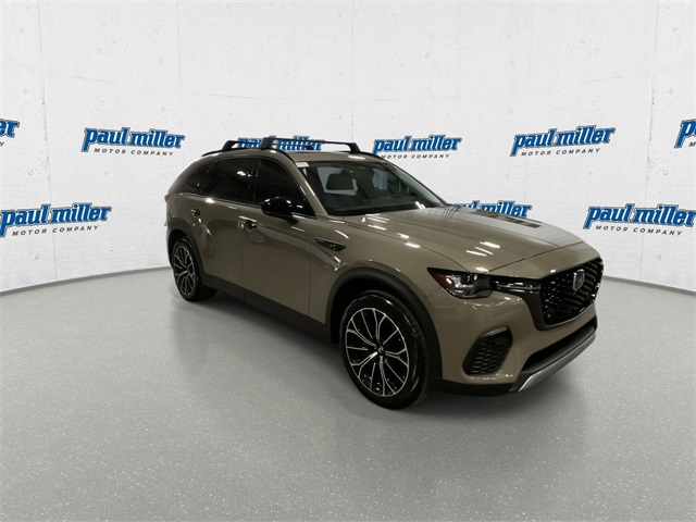 2025 Mazda CX-70 Premium photo 2