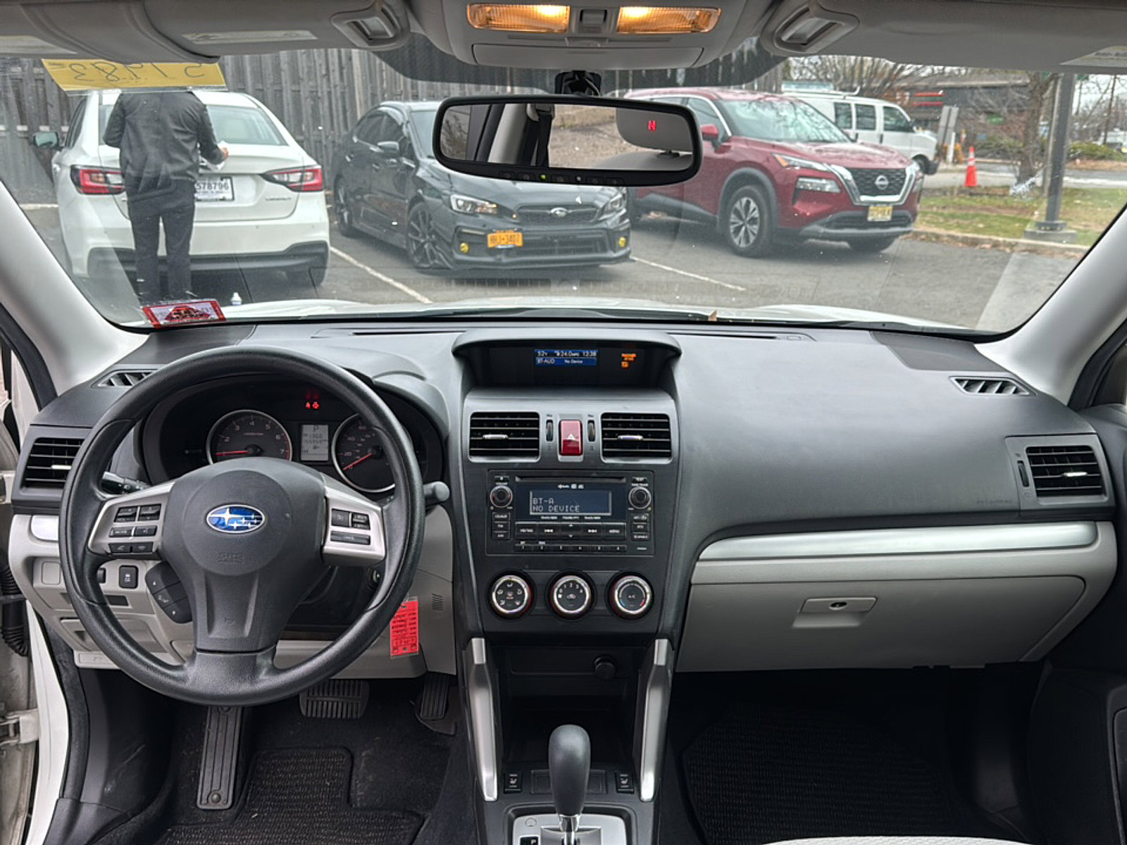 2014 Subaru Forester 2.5i Premium photo 4