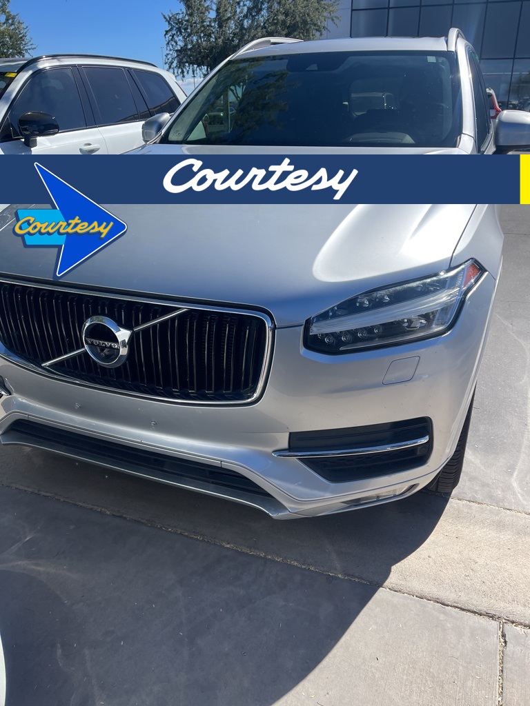 2016 Volvo XC90 Momentum