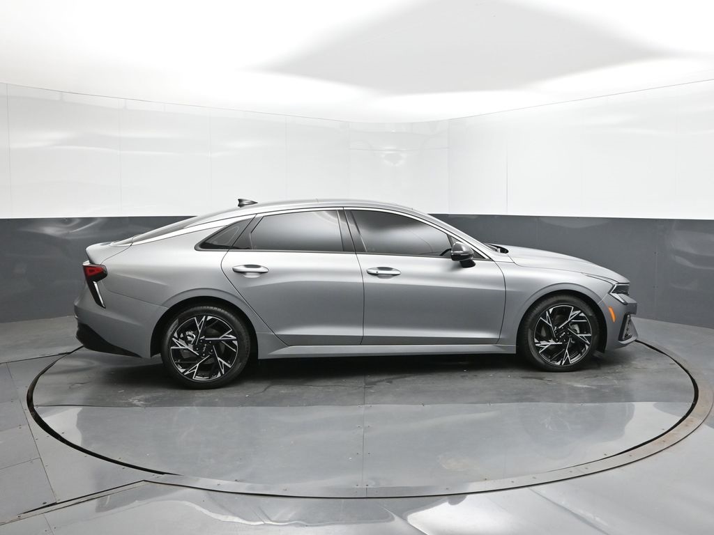 2025 Kia K5 GT-Line photo 14