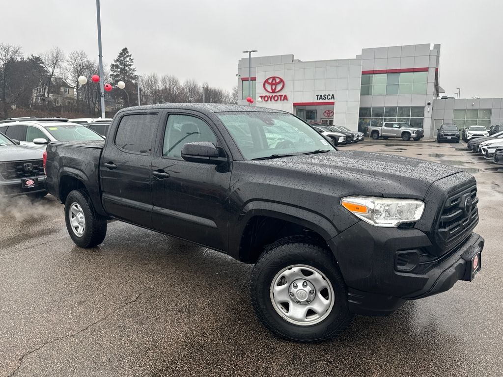2019 Toyota Tacoma SR's photo
