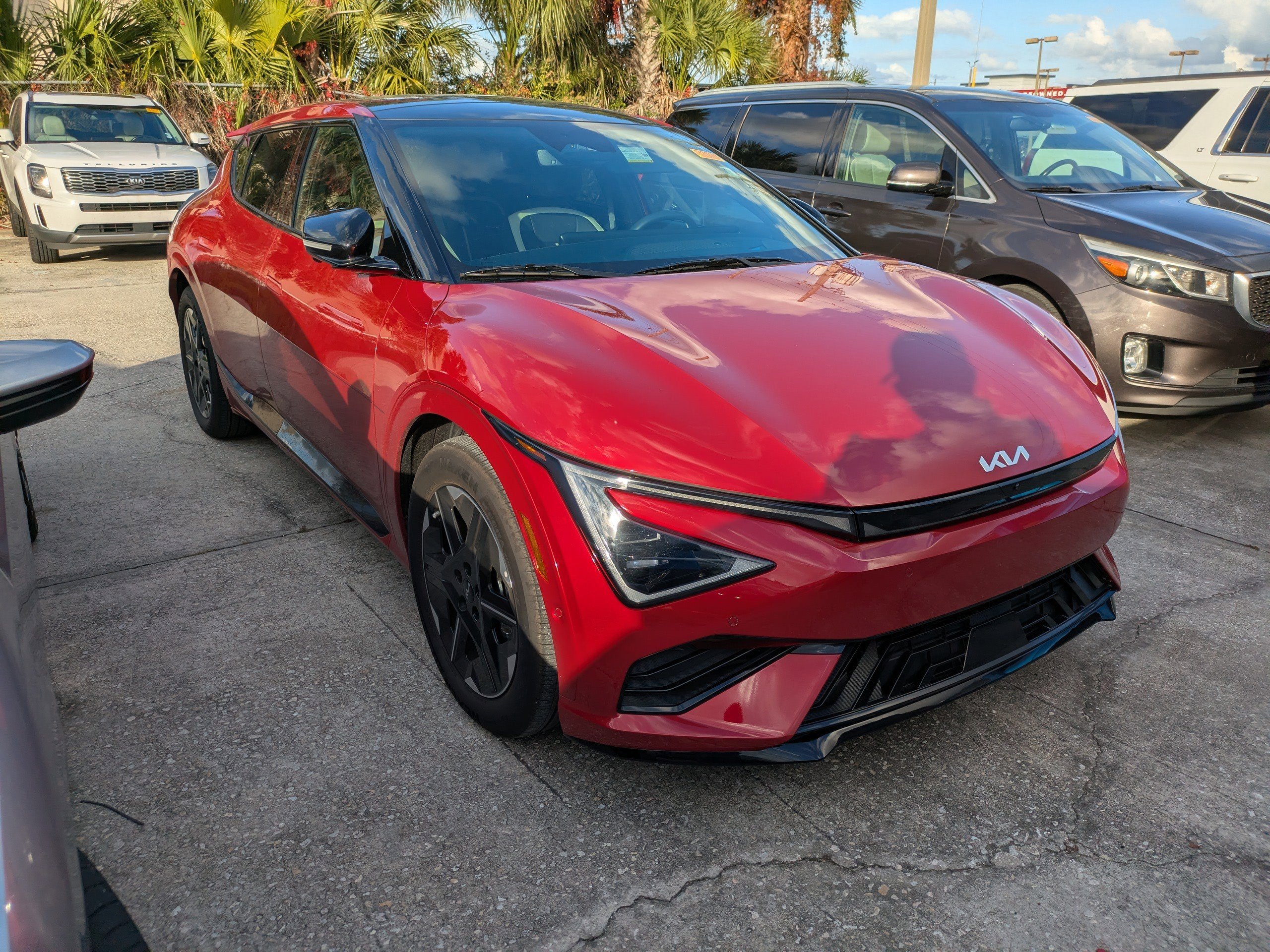 2025 Kia EV6 GT-Line's photo