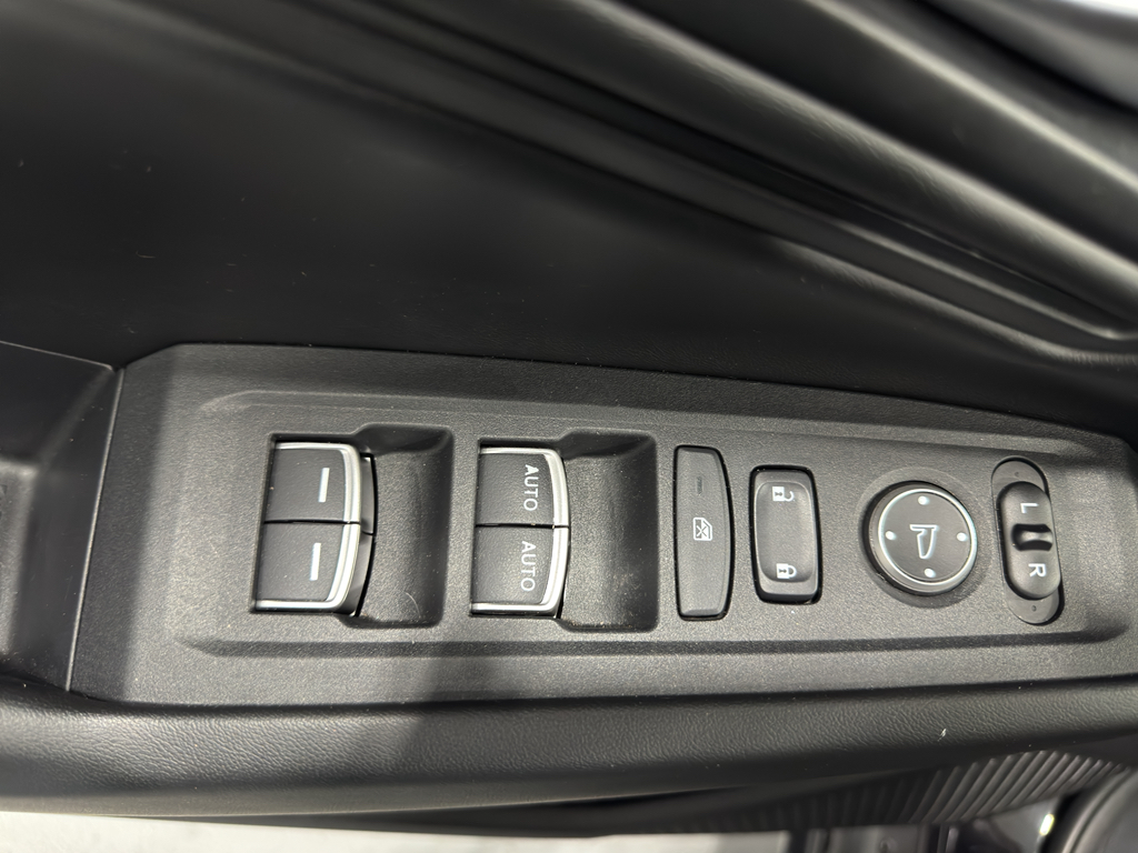 2023 Honda Accord EX photo 19