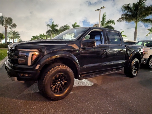 2024 Ford F-150 Raptor photo 4