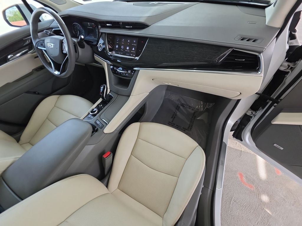 2022 Cadillac XT6 Premium Luxury photo 27