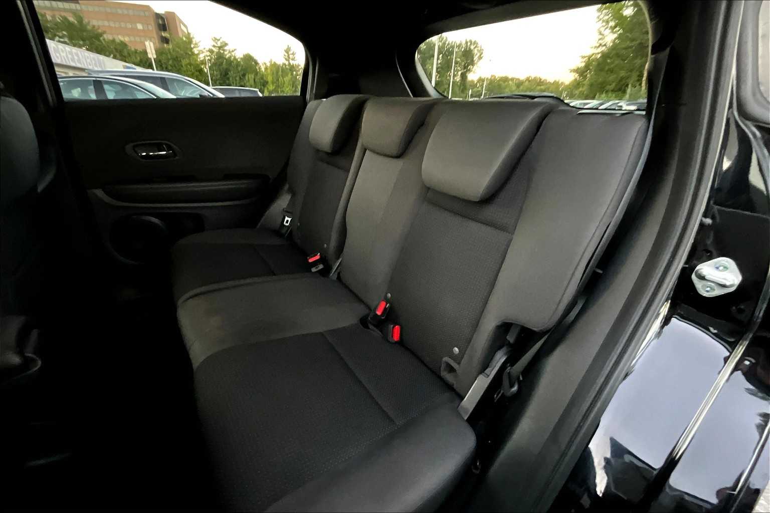 2021 Honda HR-V Sport photo 18