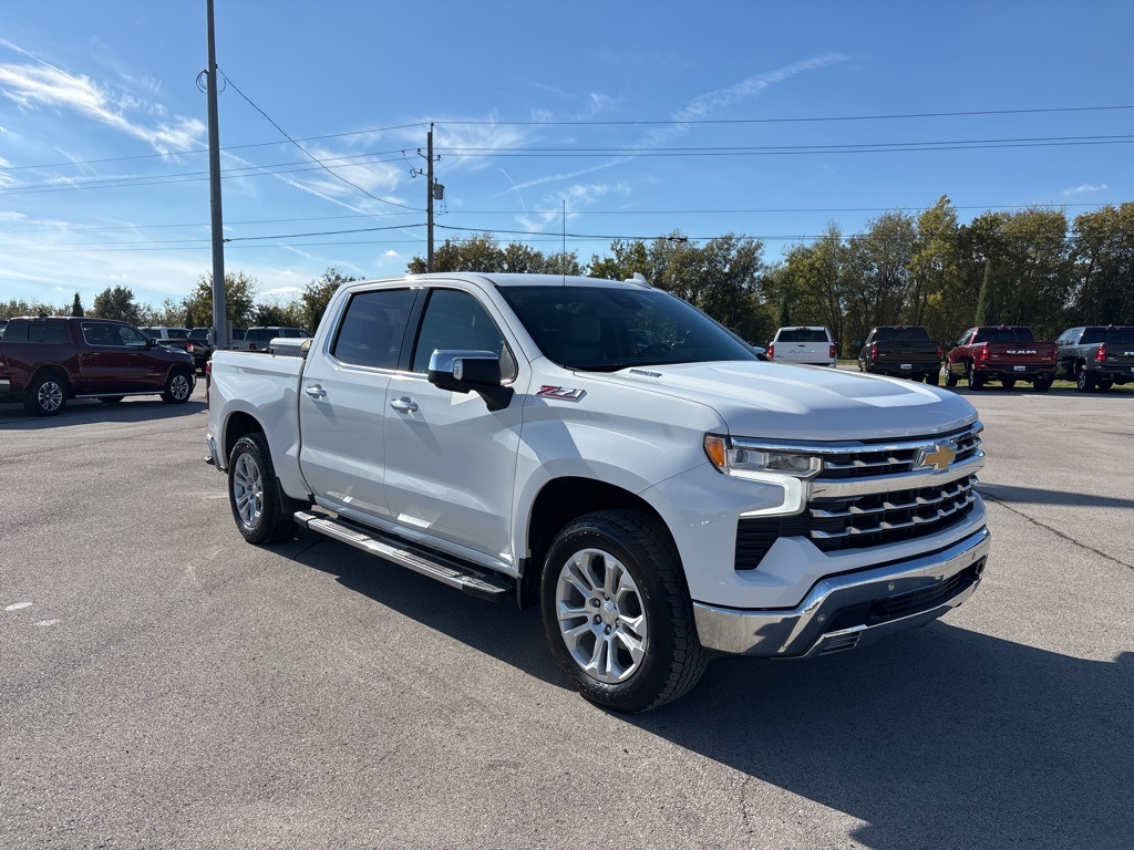 2022 Chevrolet Silverado 1500 LTZ's photo