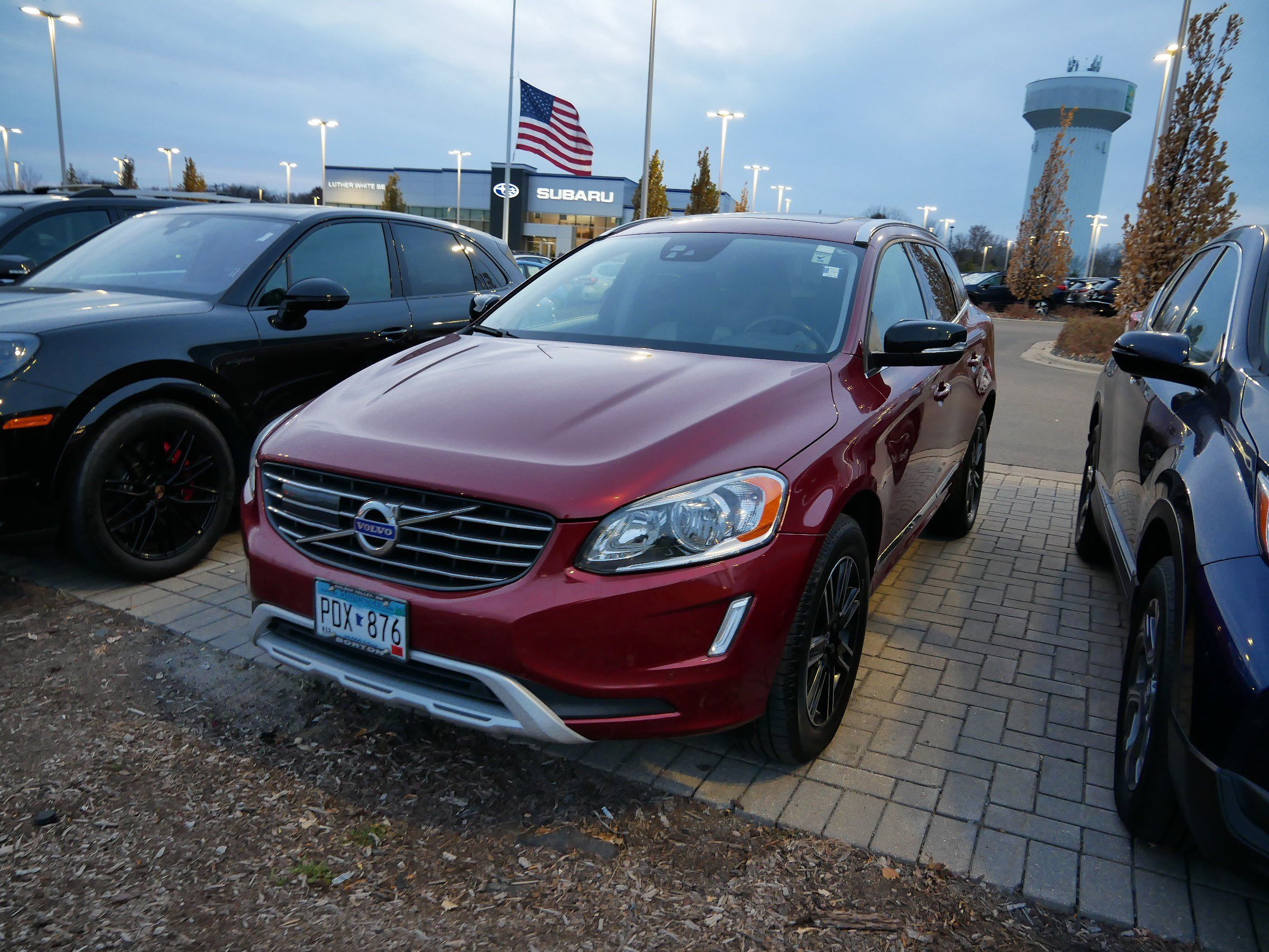 2017 Volvo XC60 Dynamic photo 3