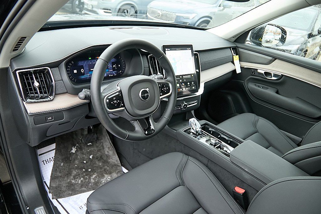 2026 VOLVO XC90 - Image 11