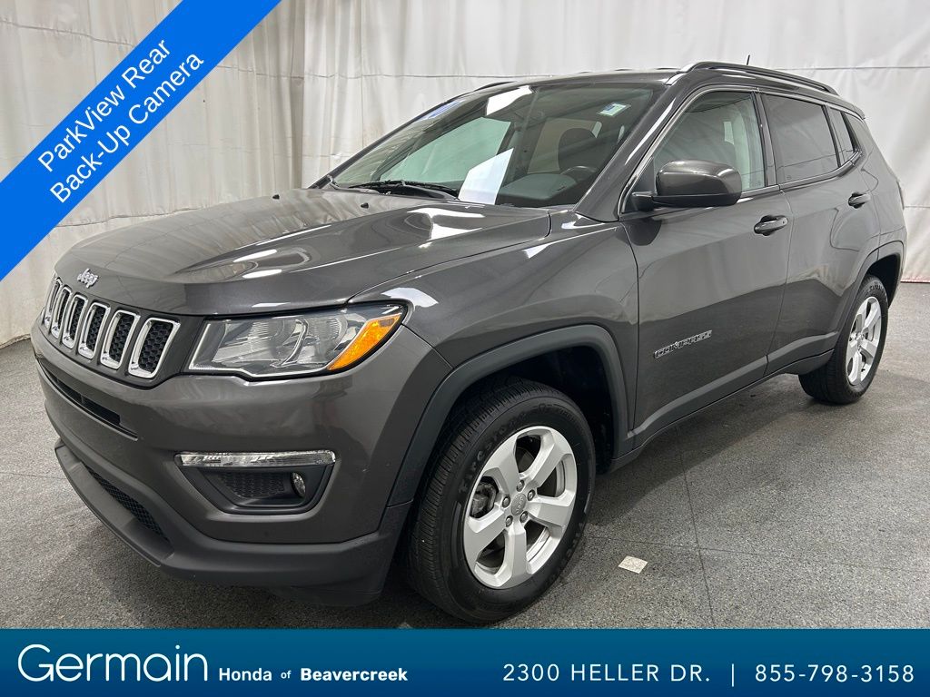 2020 Jeep Compass Latitude photo 3