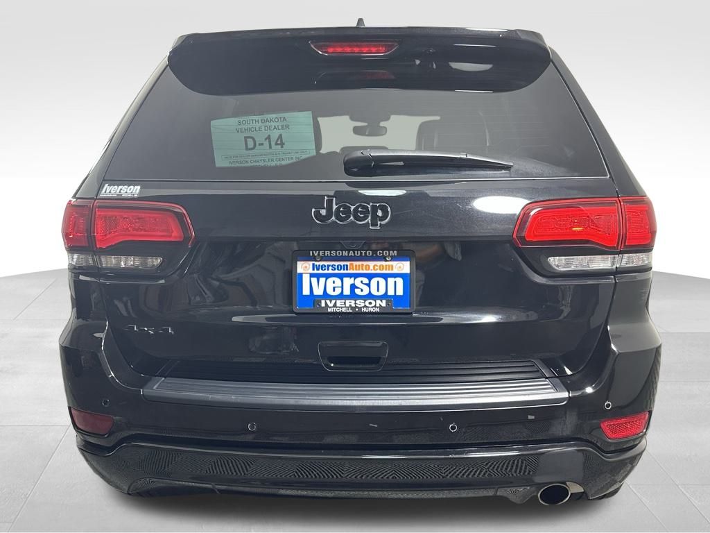 2022 Jeep Cherokee Laredo X photo 3