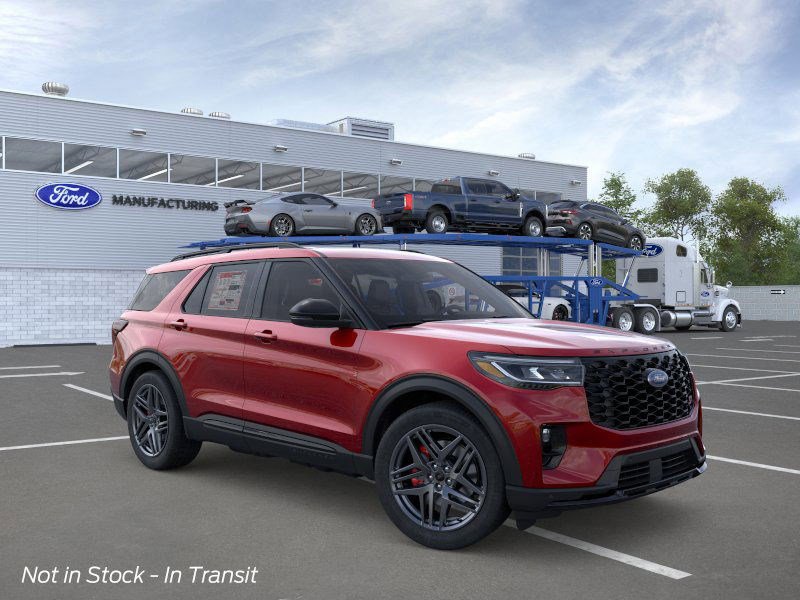 2025 Ford Explorer ST photo 3