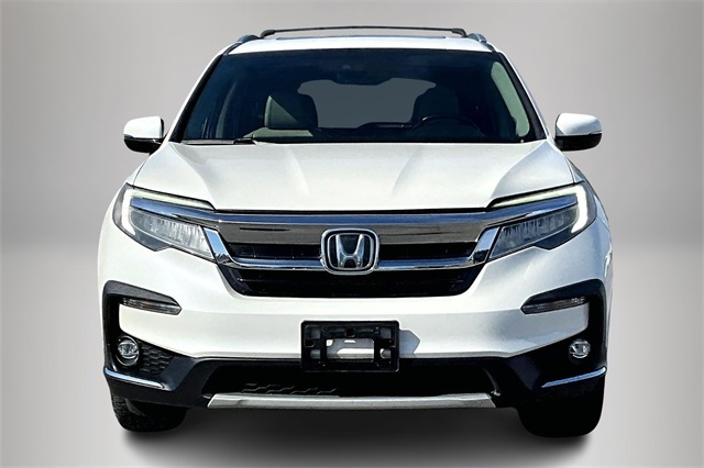 2019 Honda Pilot Touring photo 3