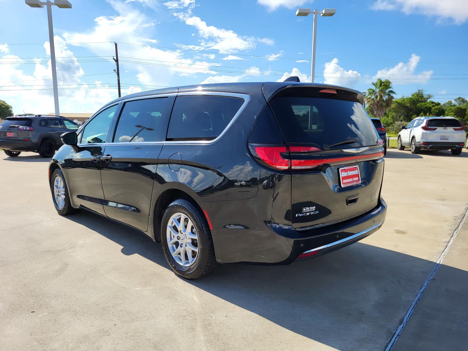 Used 2023 Chrysler Pacifica Touring L with VIN 2C4RC1BG1PR553349 for sale in Aransas Pass, TX