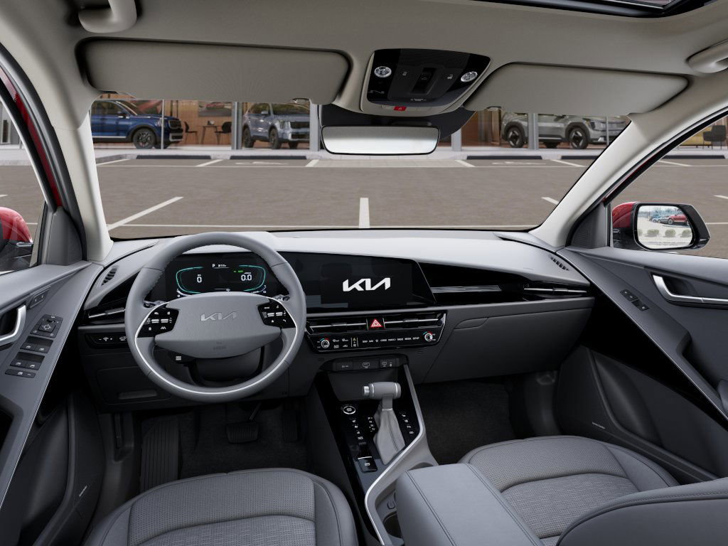2025 Kia Niro SX photo 12