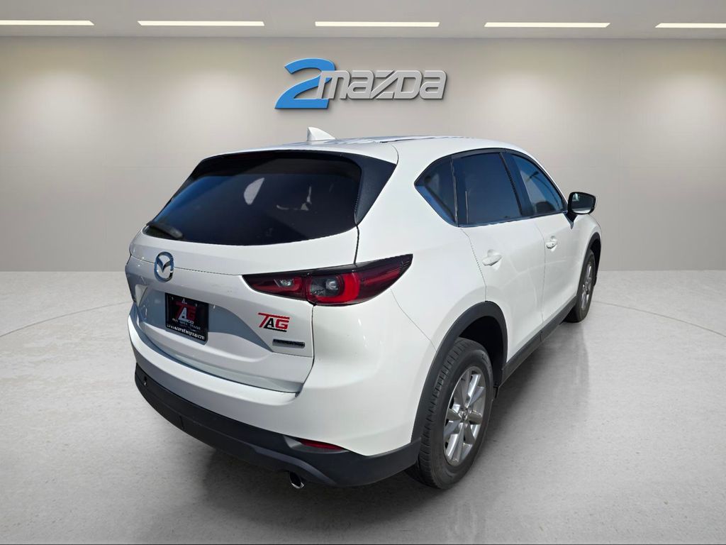 2022 Mazda CX-5 2.5 S Preferred photo 5
