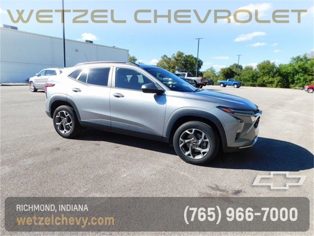 2024 Chevrolet Trax LT's photo