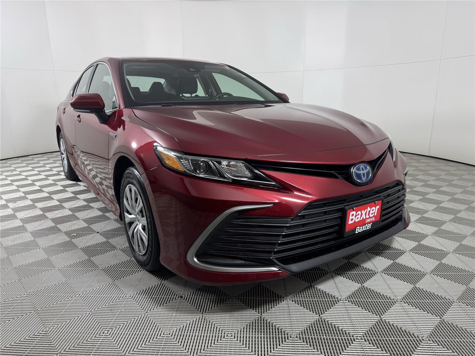 2021 Toyota Camry LE's photo