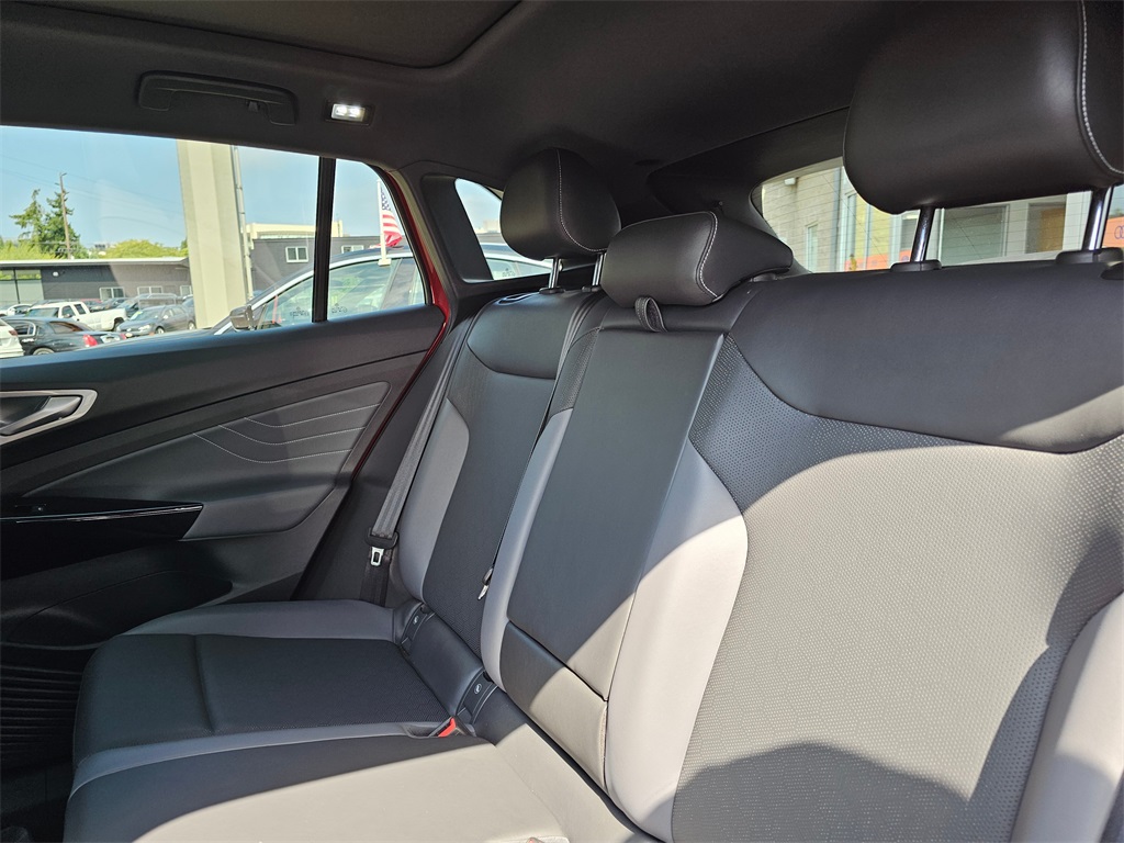 2023 Volkswagen ID.4 Pro Plus photo 20