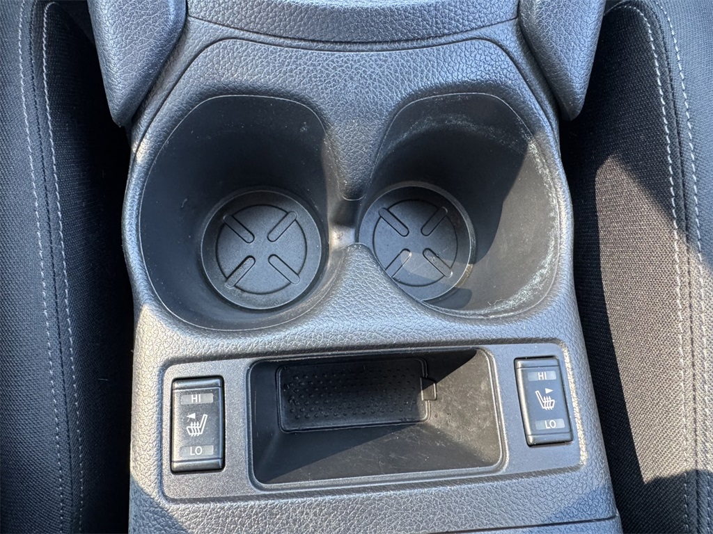 2018 Nissan Rogue SV photo 27