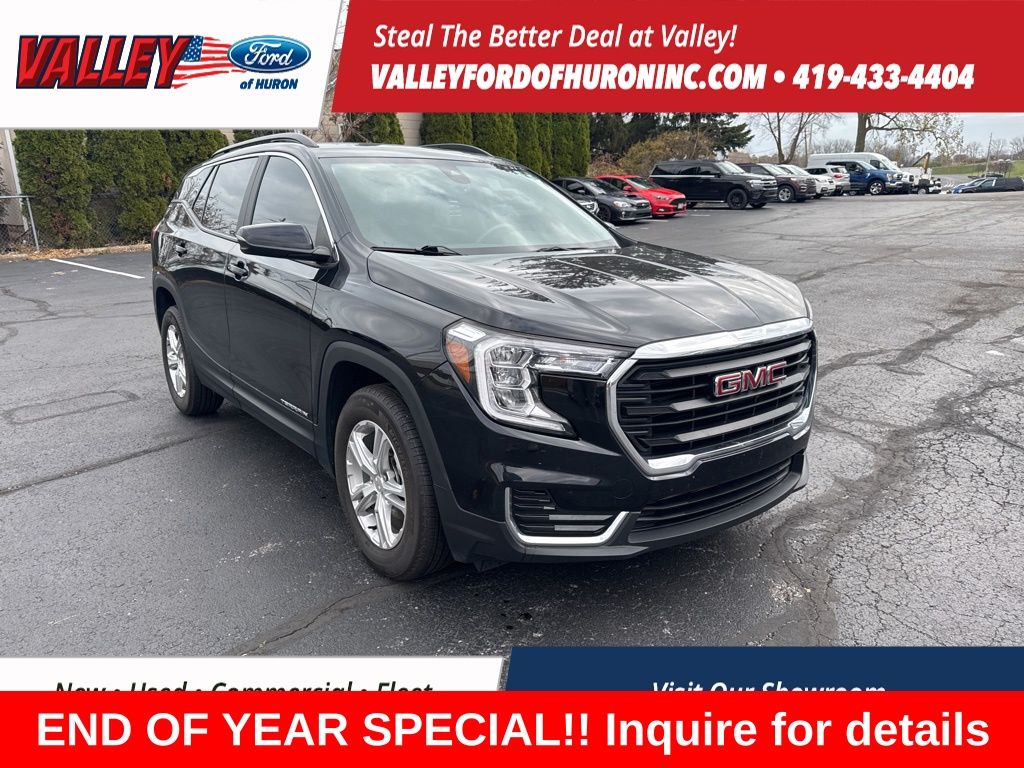 2023 GMC Terrain SLE's photo
