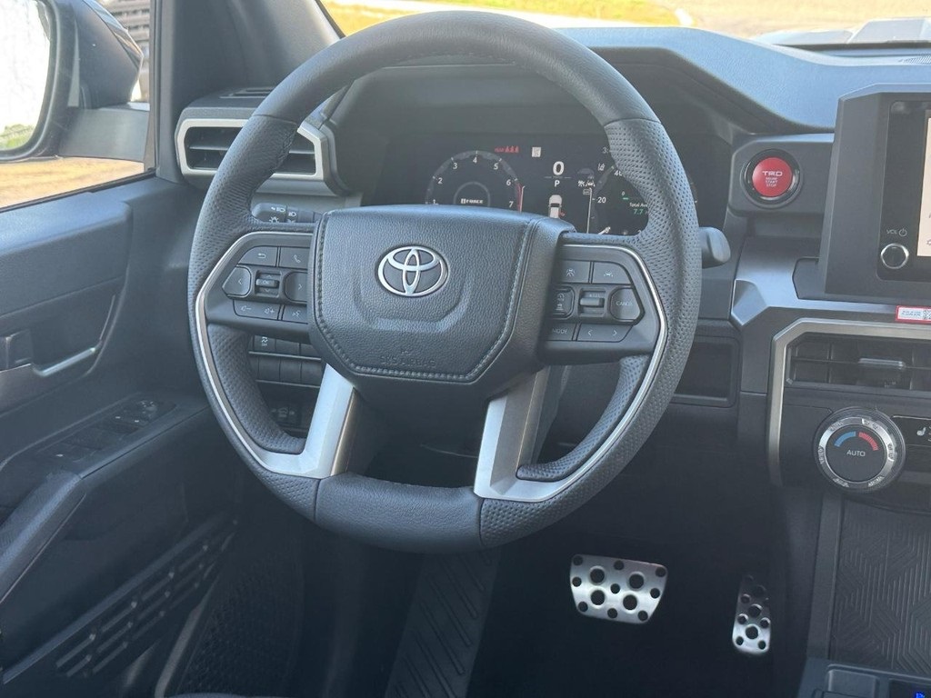 2025 Toyota Tacoma TRD Sport 4x4 Double Cab photo 6