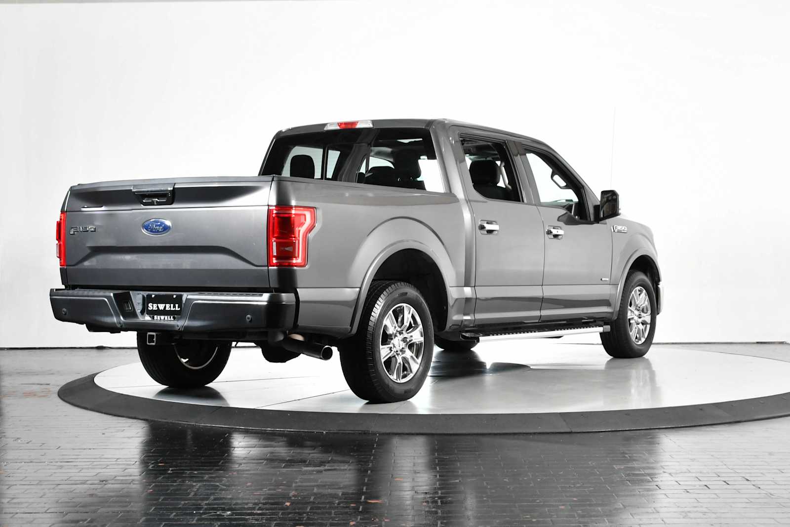2015 Ford F-150 Lariat photo 5