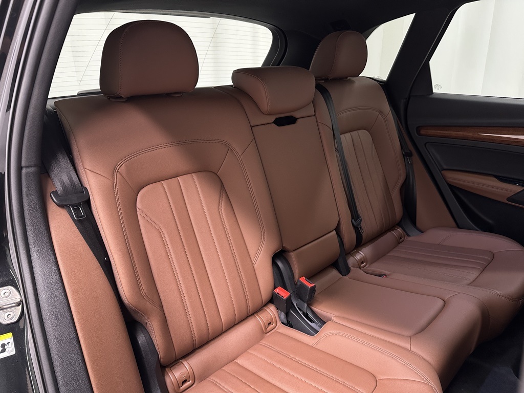 2022 Audi Q5 45 S line Premium Plus photo 21