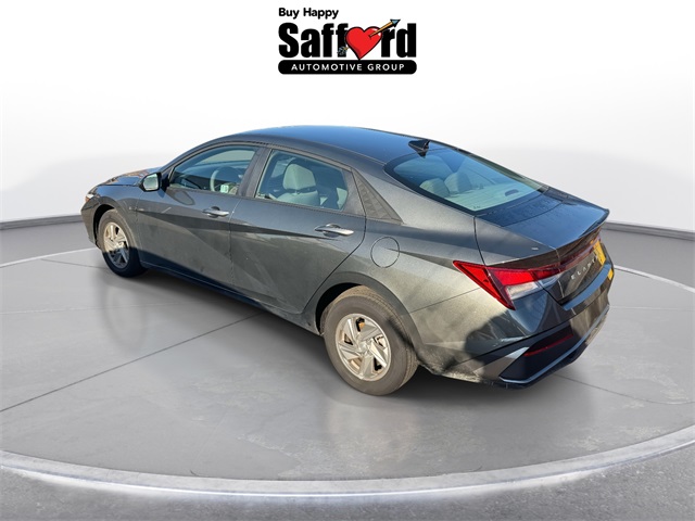 2025 Hyundai Elantra SE photo 7
