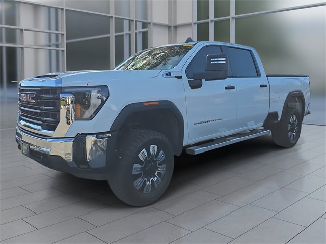 2024 GMC Sierra 2500HD Pro's photo