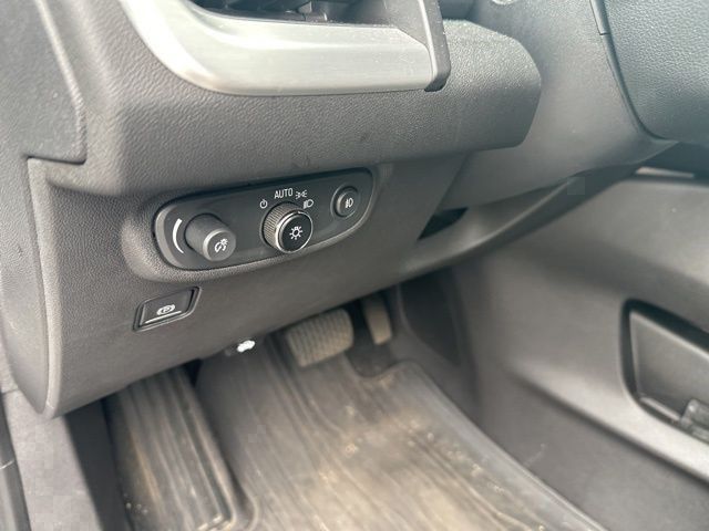 2022 Gmc Terrain SLT photo 28