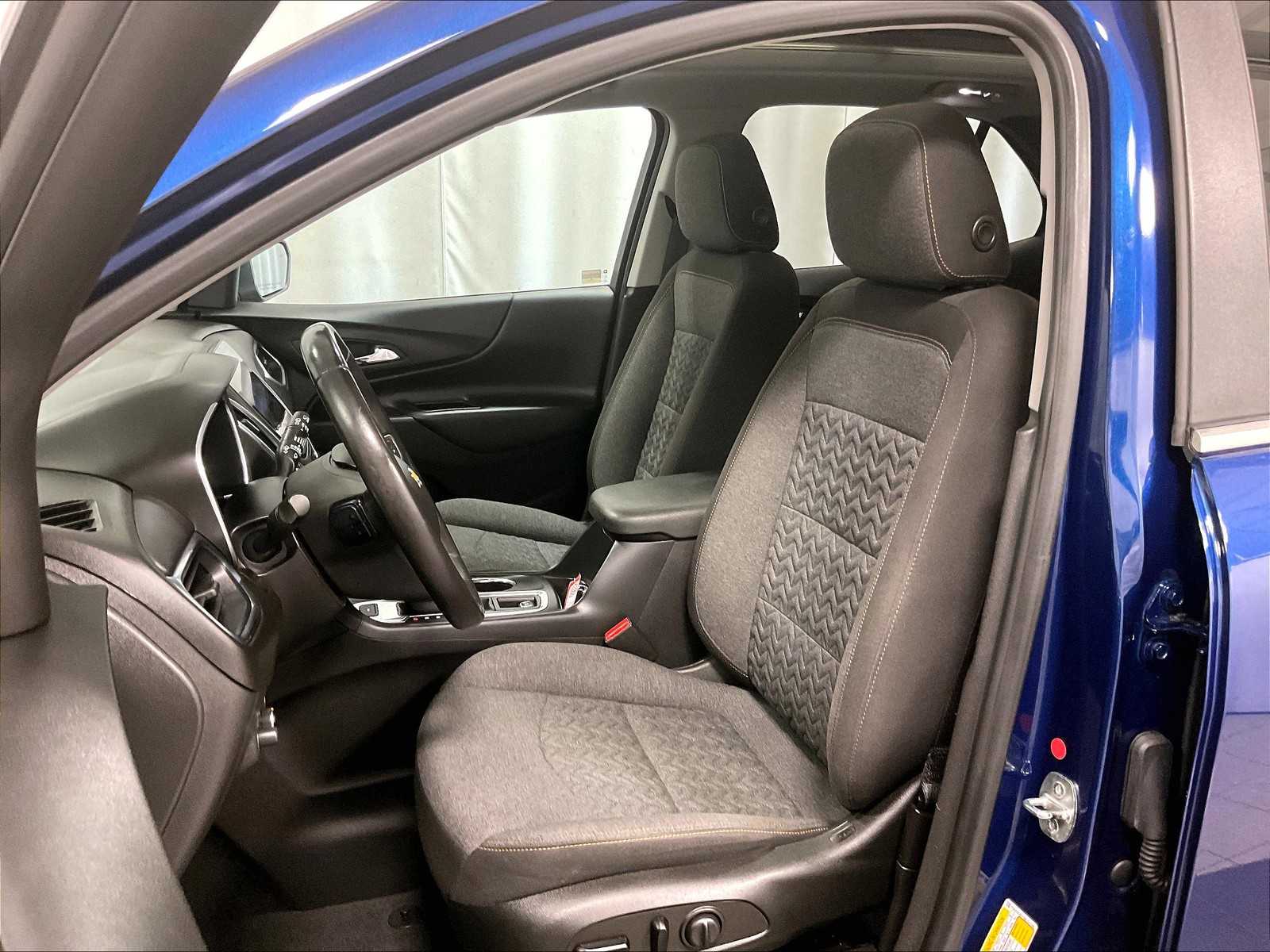 2022 Chevrolet Equinox LT photo 8