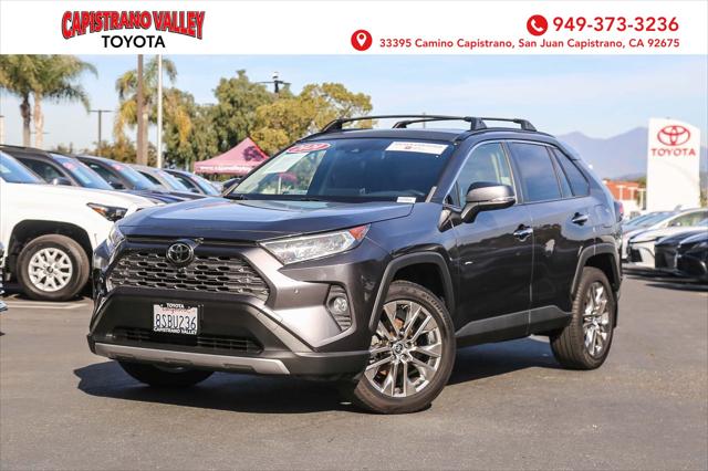 2020 Toyota RAV4 Limited's photo