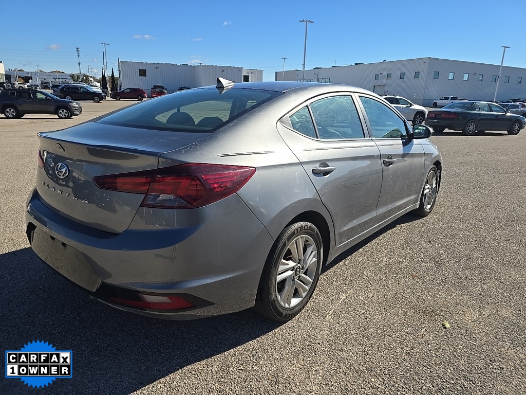 2019 Hyundai Elantra Value Edition photo 3
