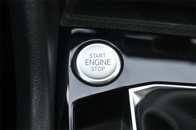 2024 Volkswagen Taos SE photo 21