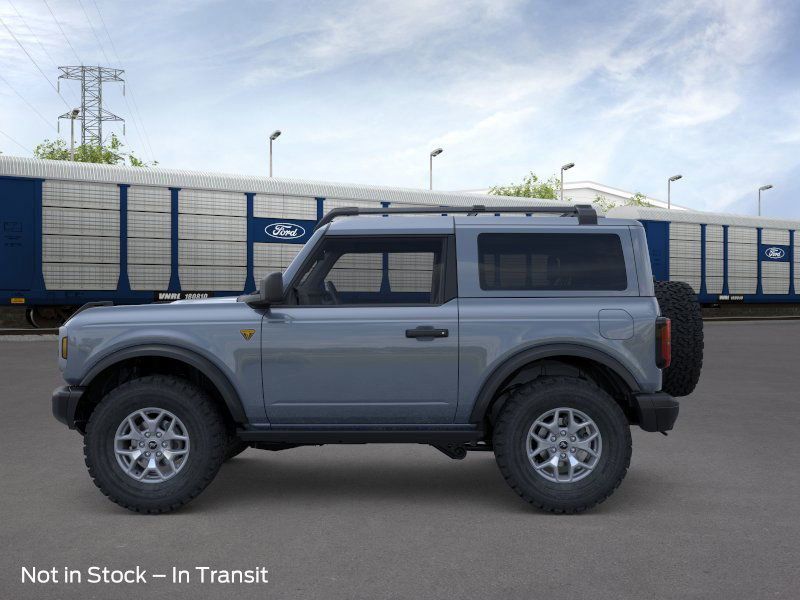 2025 Ford Bronco Badlands photo 3