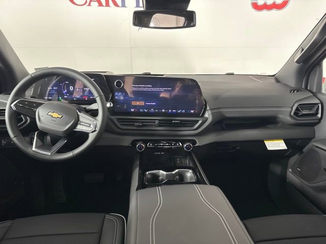 2025 Chevrolet Silverado EV LT photo 7